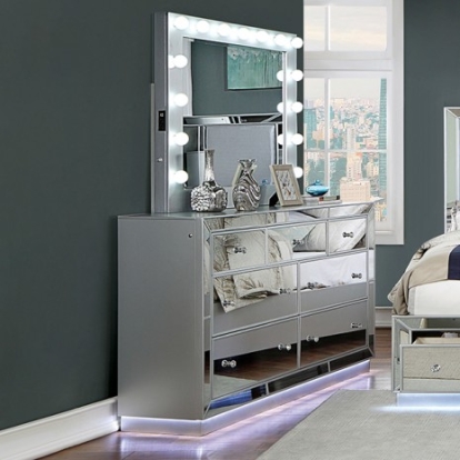 Furniture of America Belladonna Glam Mirror Solid with Wood Silver Dresser Model CM7417SV-D