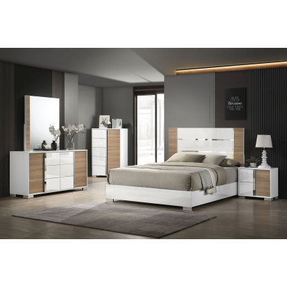 Erlangen White/Natural 4 Piece Queen Bedroom Set Model CM7462WH-Q-4PC by Furniture of America