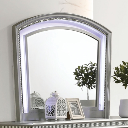 Maddie Silver Mirror Model CM7899SV-M by Furniture of America
