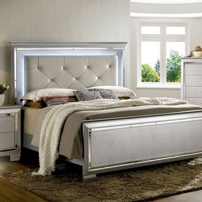 Furniture of America Bellanova Contemporary Leatherette Mirror Solid with Wood Veneer Silver Bed Model CM7979SV-Queen Bed