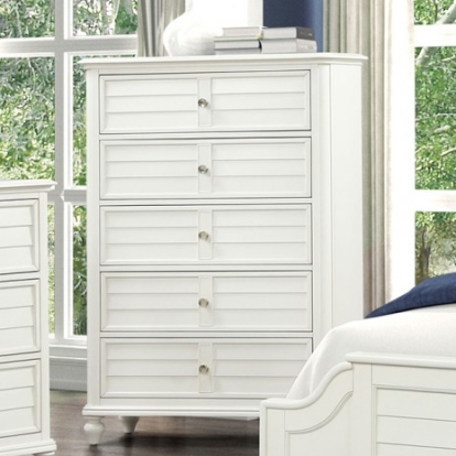 Furniture of America Whitehaven Transitional-Coastal Engineered with Wood Veneer Rubberwood Antique White Chest Model FM7708WH-C