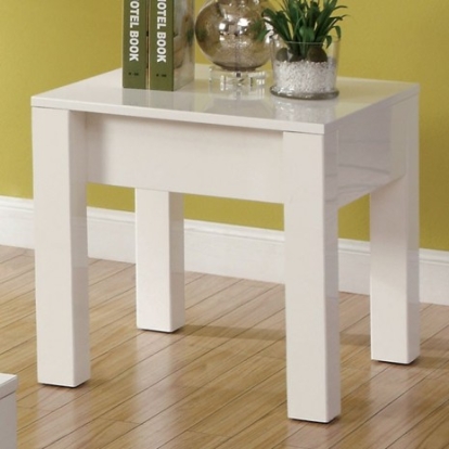 Furniture of America Lonia Contemporary Lacquer with Wood White End Table Model CM4037WH-E