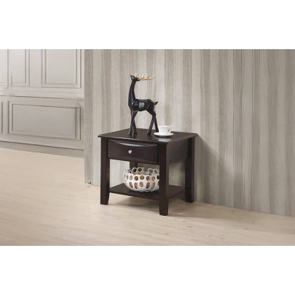 Poundex End Table Model F6388