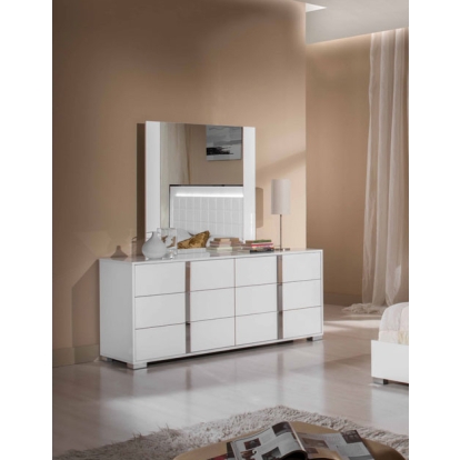 VIG Furniture White Mirror SKU VGACSANMARINO-MIR-WHT - Product ID 16287