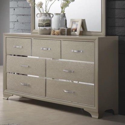 Coaster Beaumont 7-drawer Rectangular Dresser Champagne