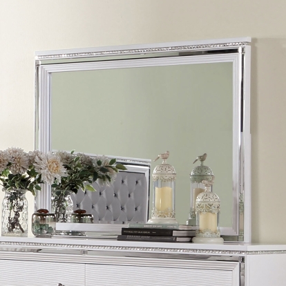 Winterthur White Mirror Model CM7187M by Furniture of America