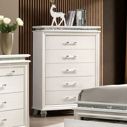Furniture of America Maddie Contemporary Solid with Wood Pearl White Chest Model CM7899C