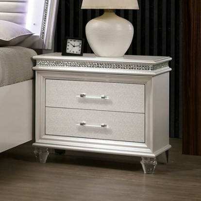 Furniture of America Maddie Contemporary Solid with Wood Pearl White Night Stand Model CM7899N