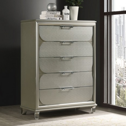 Furniture of America Sheridan Contemporary Engineered with Wood Solid Rubberwood Silver Chest Model FM72080SV-C
